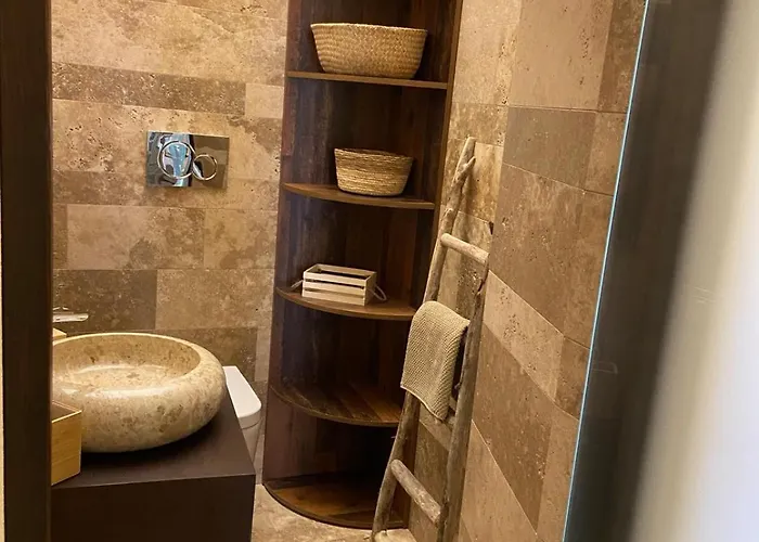 Maximo Con Vasca Idromassaggio バーリ